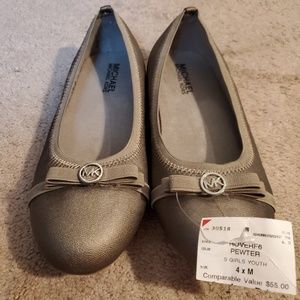 Michael Kors Pewter Shoes  Kids sz 4/Women's sz 7.